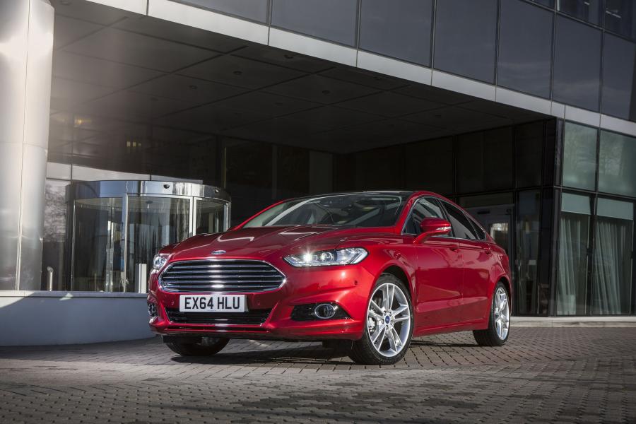  Ford Mondeo Hatchback 2014 года  (UK) (фото 6 из 33)